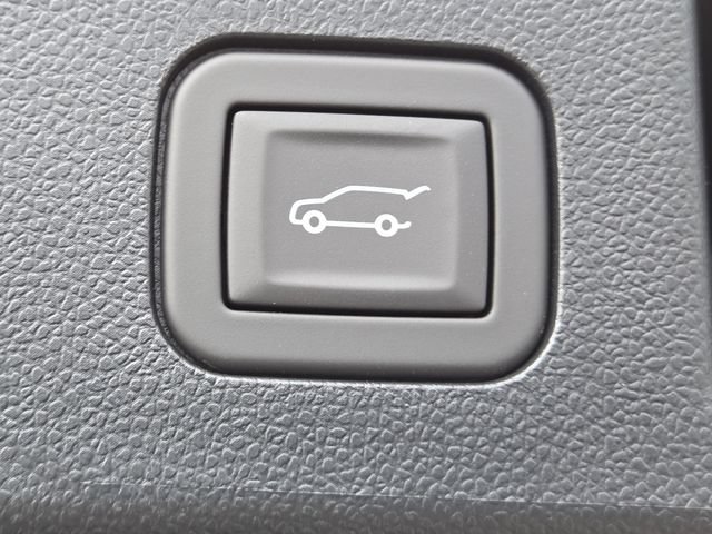 New 2027 Chevrolet Equinox RS w/ Safety and Technology Package FWD image 19