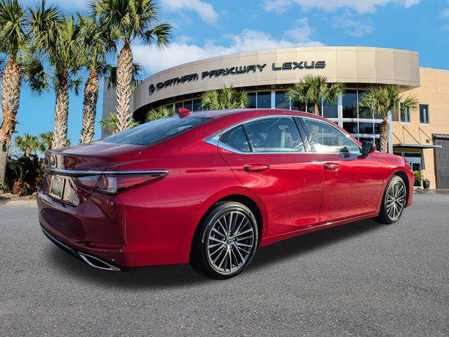 Certified 2025 Lexus ES 350 w/ Premium Package image 4