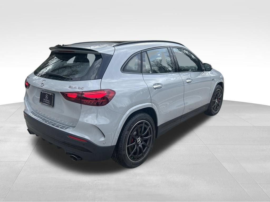 New 2026 Mercedes-Benz GLA 35 AMG 4MATIC image 7