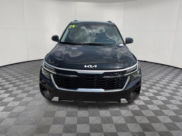 Used 2024 Kia Seltos S AWD/4WD image 14