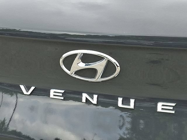 Certified 2026 Hyundai Venue SEL FWD image 29