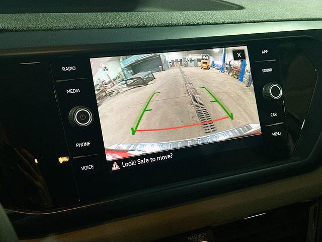 Used 2023 Volkswagen Taos SE image 14