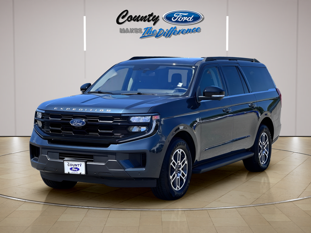 Used 2025 Ford Expedition Max Active RWD image 2