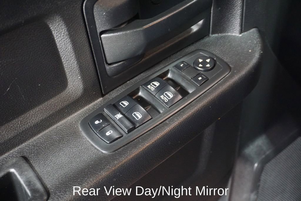 Used 2018 RAM 1500 Express image 22