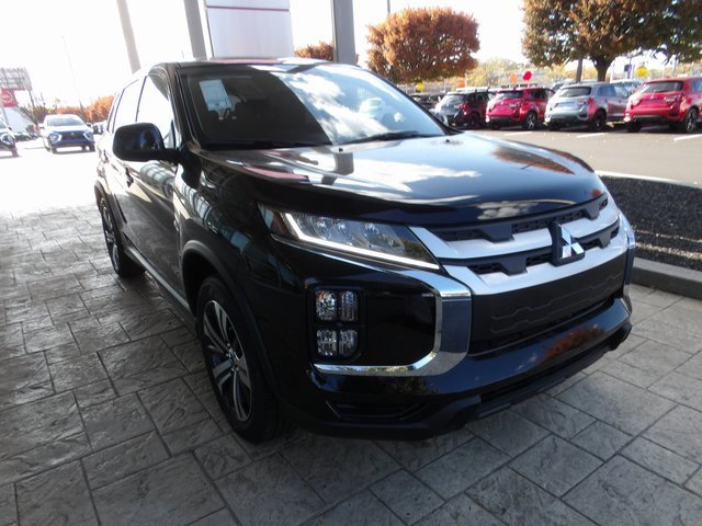 New 2025 Mitsubishi Outlander Sport SE image 3