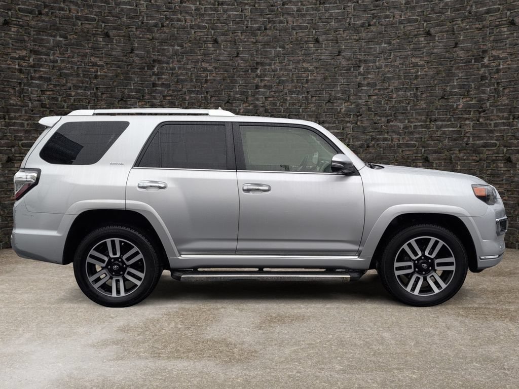 Used 2019 Toyota 4Runner SR5 RWD image 3