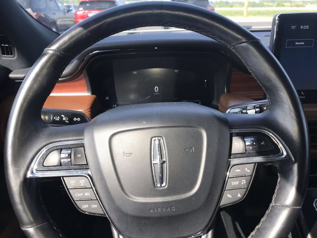 Used 2023 Lincoln Nautilus Reserve AWD/4WD image 14