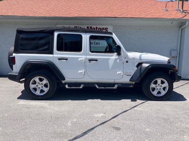 Used 2018 Jeep Wrangler Unlimited Sport S image 4