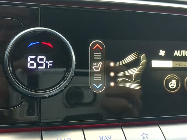 Used 2023 Genesis GV70 2.5T w/ Advanced Package image 22