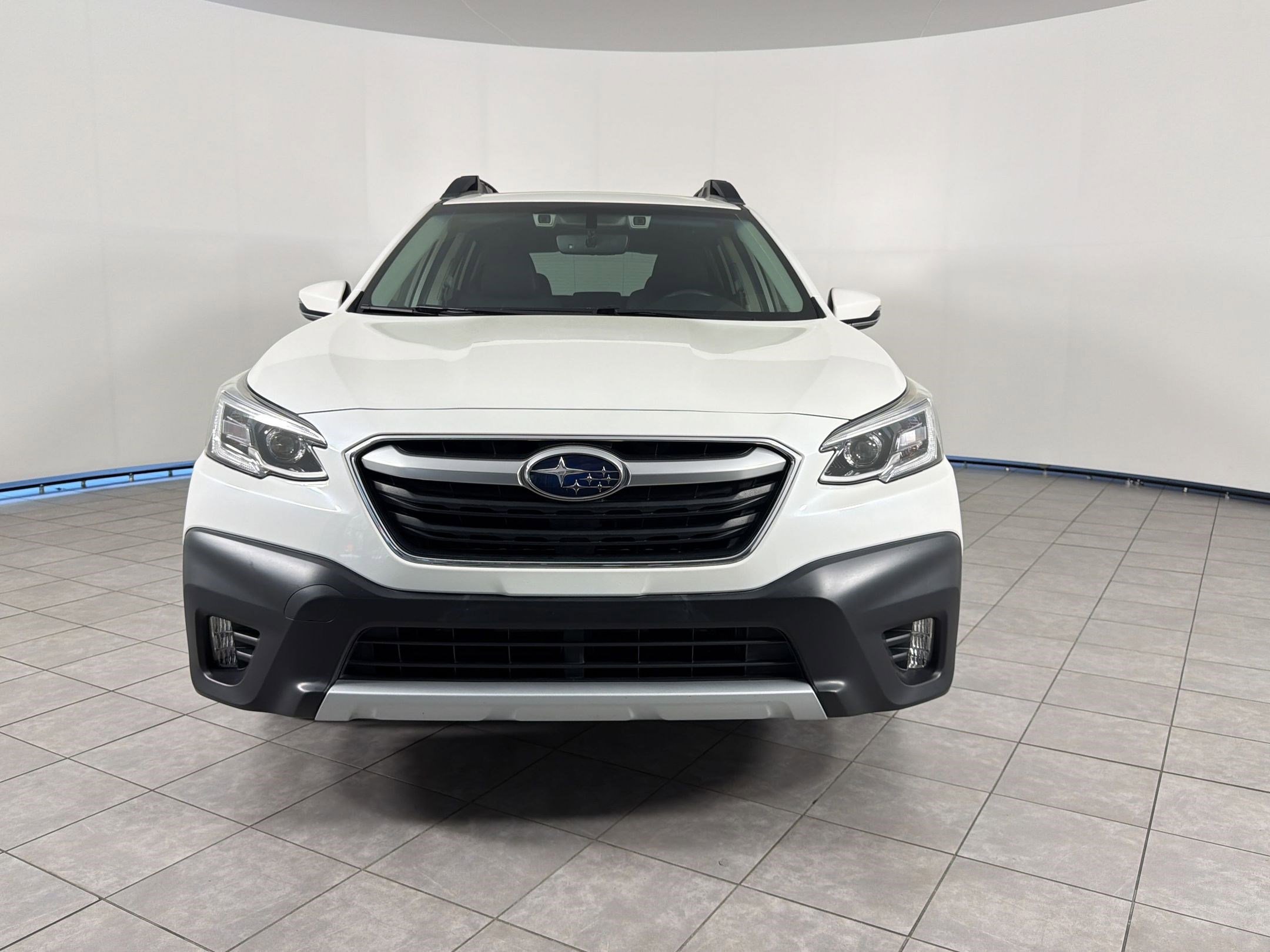 Used 2021 Subaru Outback Limited XT image 6
