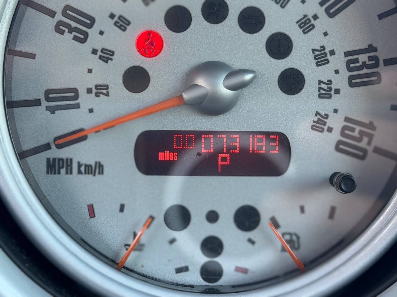 Used 2002 MINI Cooper Hardtop FWD image 10