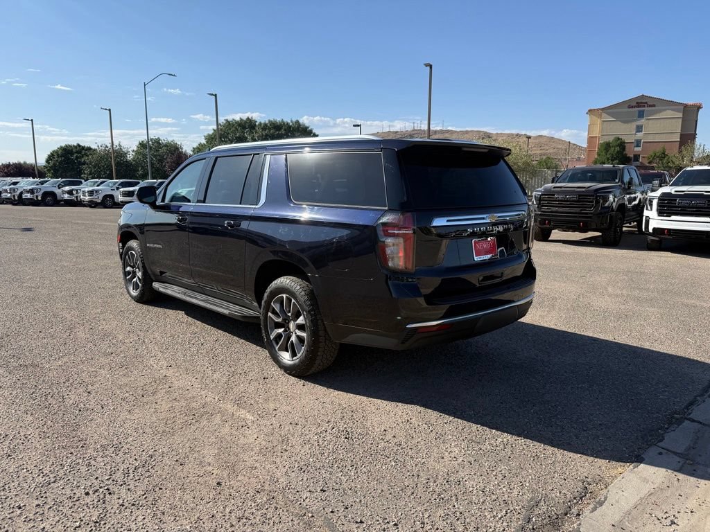 Used 2023 Chevrolet Suburban LS w/ Driver Alert Package AWD/4WD image 7
