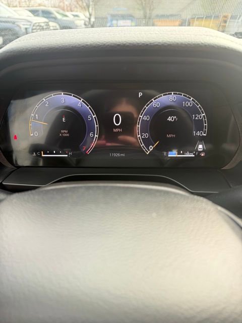 Used 2024 Jeep Grand Cherokee Limited image 22