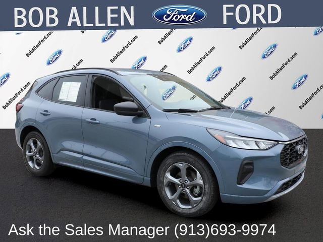 Used 2023 Ford Escape ST-Line w/ Tech Pack #1 FWD image 1