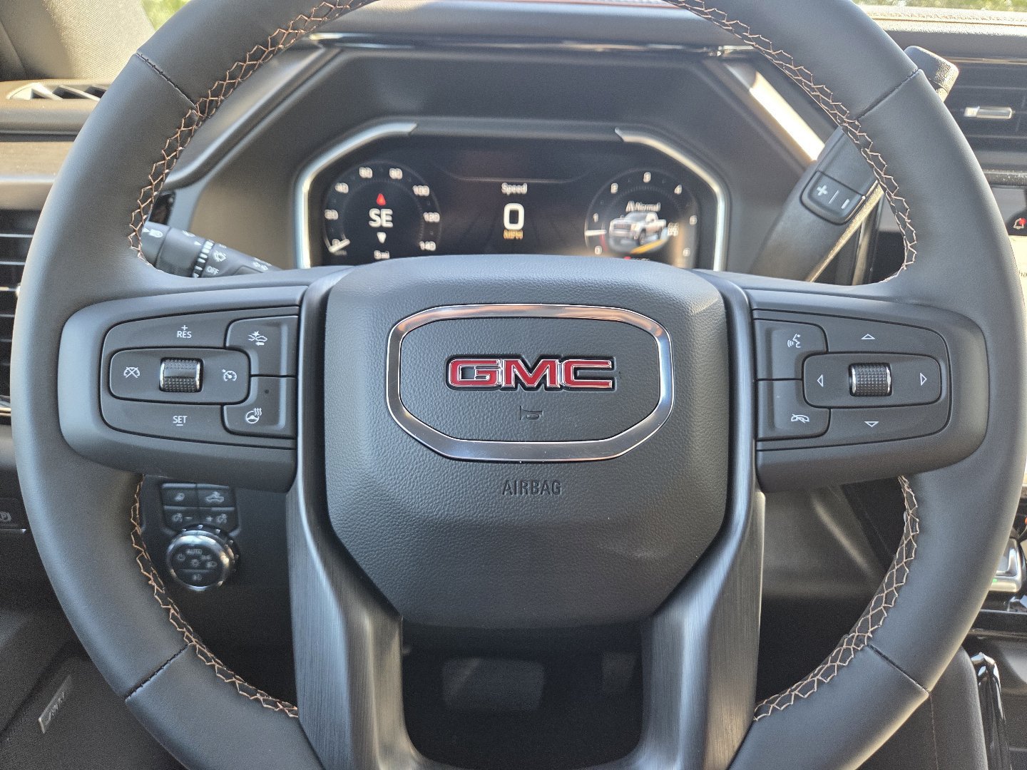 New 2026 GMC Sierra 2500 AT4 w/ AT4 Premium Plus Package AWD/4WD image 33