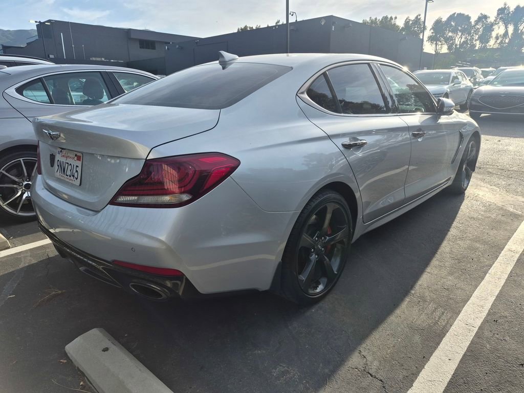 Used 2019 Genesis G70 3.3T Advanced w/ Sport Package RWD image 4