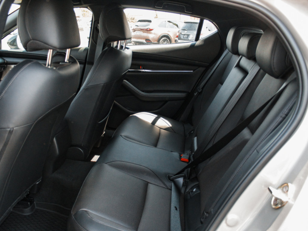 Used 2026 MAZDA MAZDA3 Hatchback w/Premium Plus Pkg AWD/4WD image 26