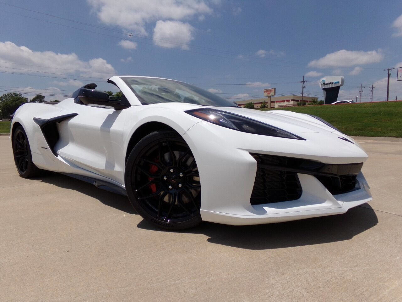 Used 2023 Chevrolet Corvette Z06 w/ 3LZ 70th Anniversary w/ Stealth Interior Trim Package image 5