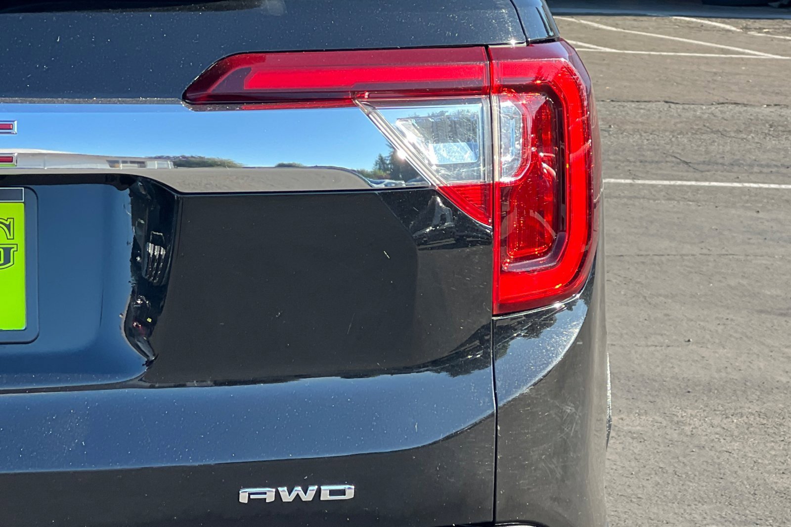 Used 2023 GMC Acadia SLT image 24