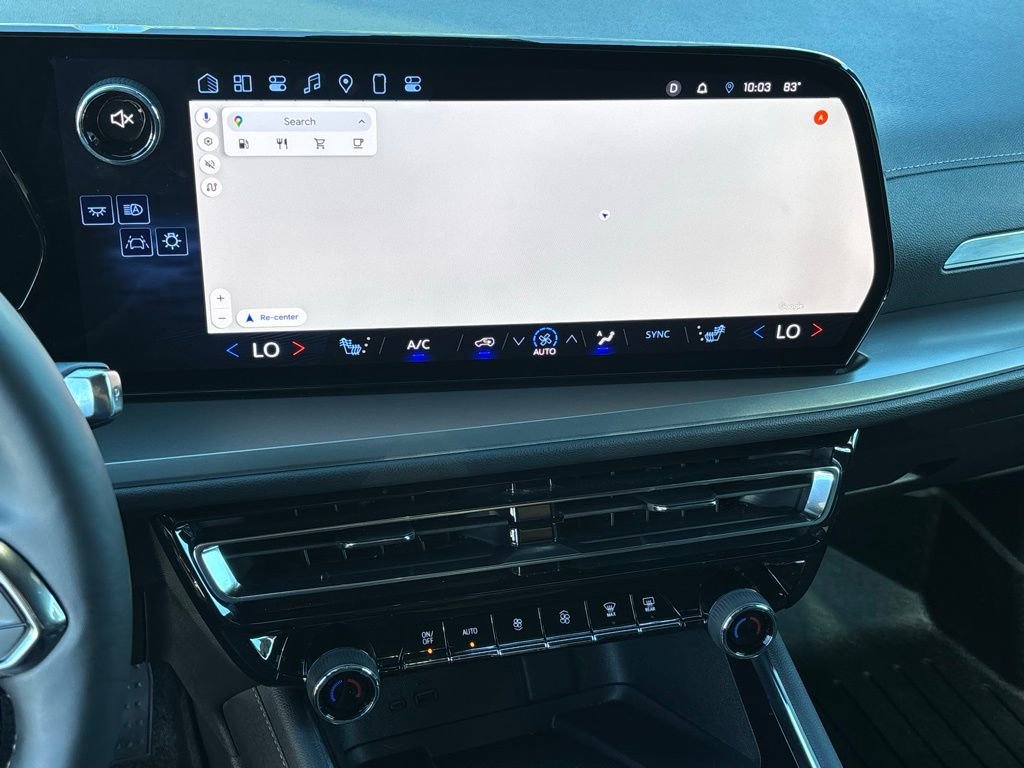 Used 2024 Chevrolet Traverse LT w/ Trailering Package image 18