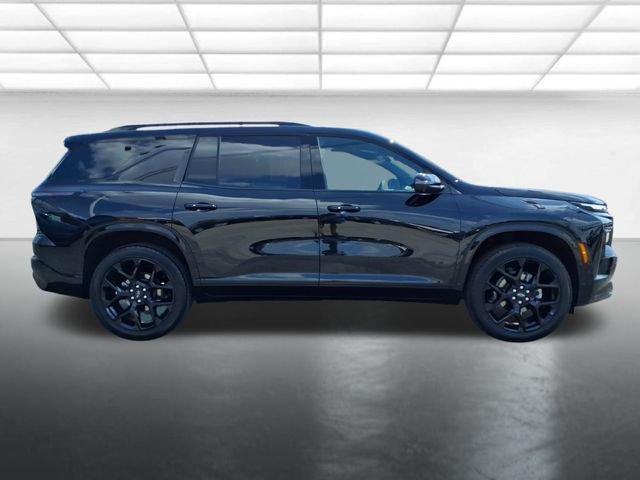Used 2026 Chevrolet Traverse RS FWD image 9