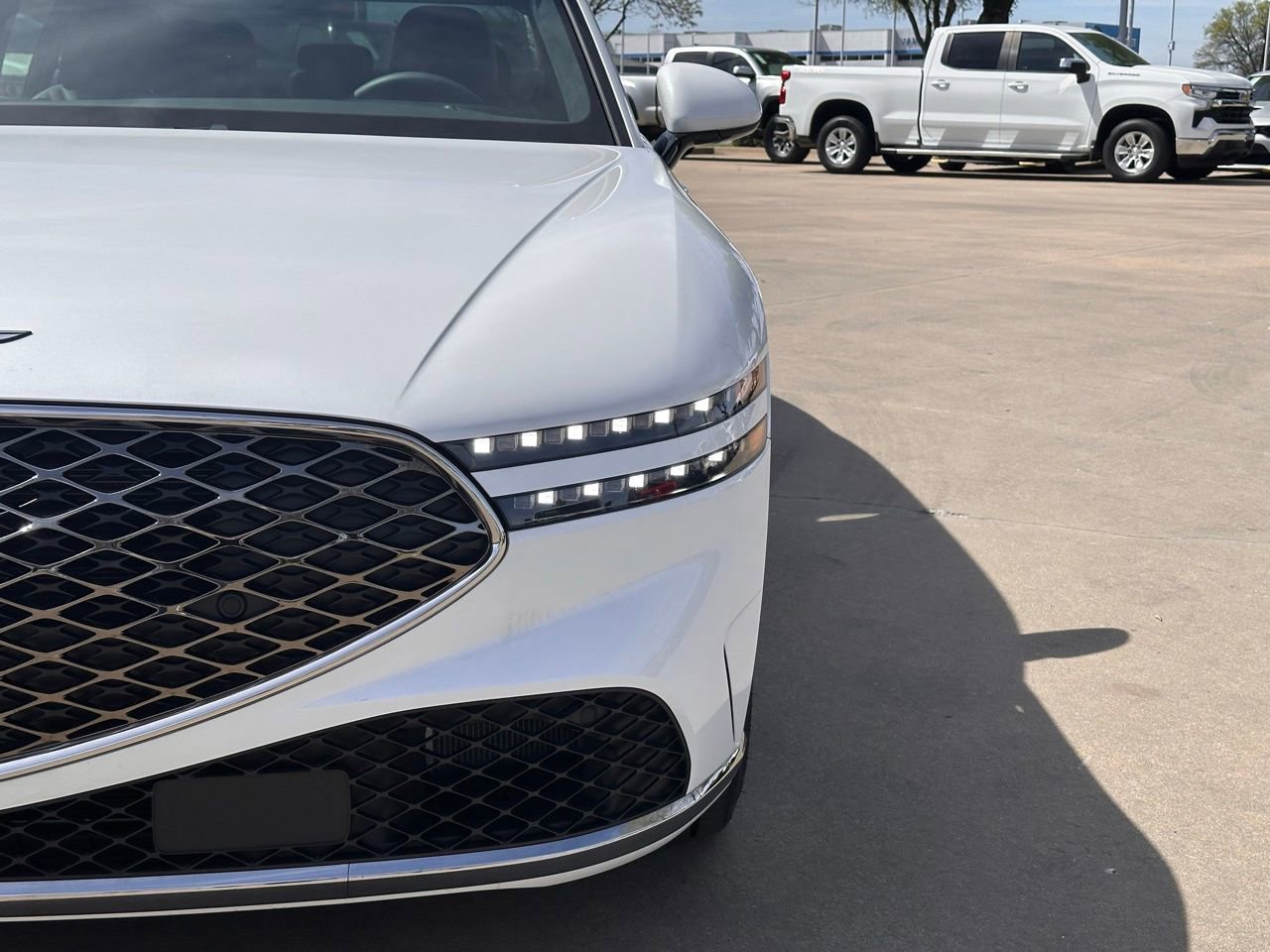 Used 2025 Genesis G90 3.5T image 4