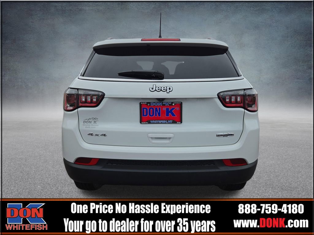 Used 2024 Jeep Compass Latitude image 7