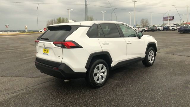 Used 2025 Toyota RAV4 LE AWD/4WD image 8
