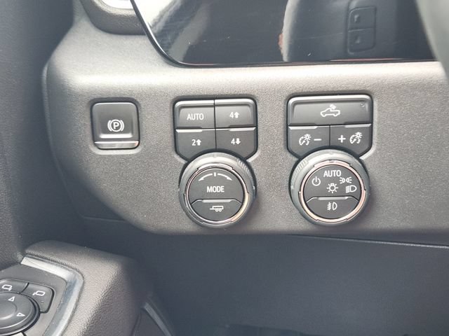 Used 2023 Chevrolet Silverado 1500 LT Trail Boss AWD/4WD image 23