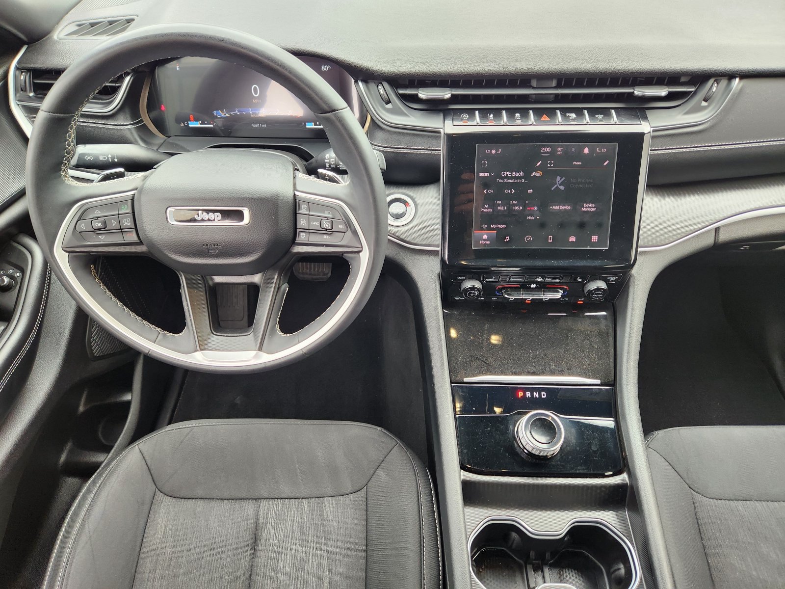 Used 2025 Jeep Grand Cherokee L Laredo w/ Luxury Tech Group I RWD image 36