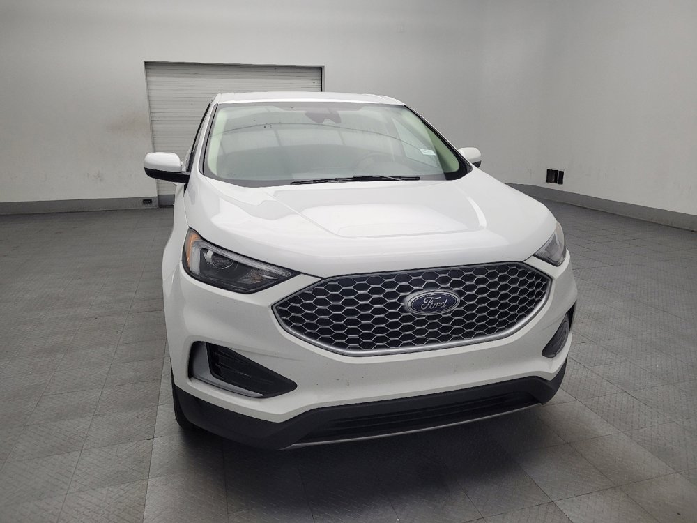 Used 2023 Ford Edge SEL image 14
