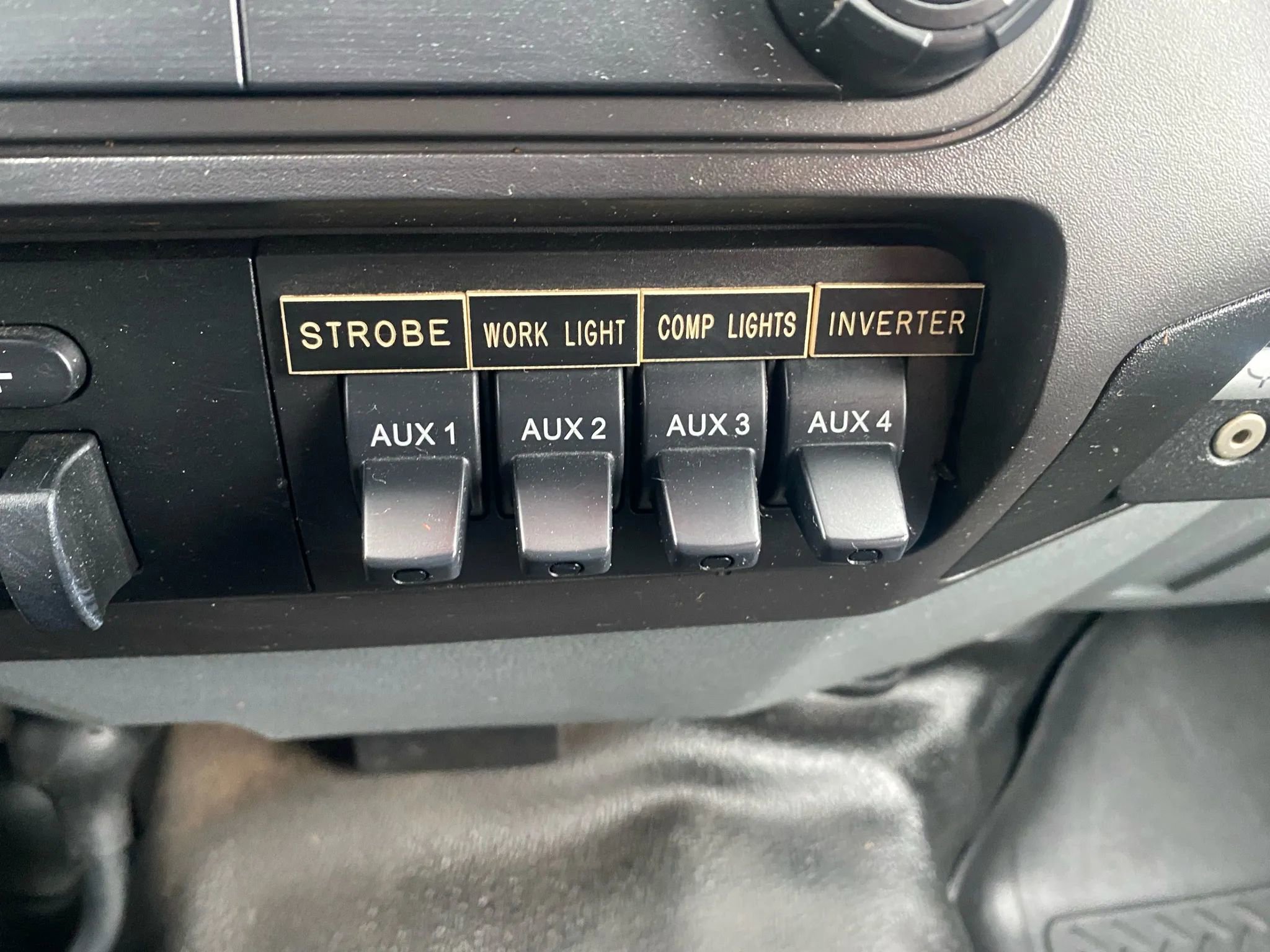 Used 2015 Ford F550 4x4 Regular Cab Super Duty image 15