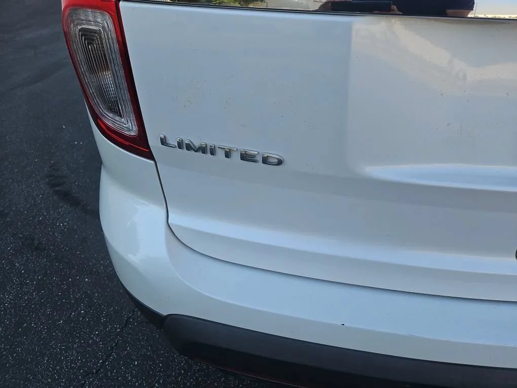 Used 2013 Ford Explorer Limited image 6