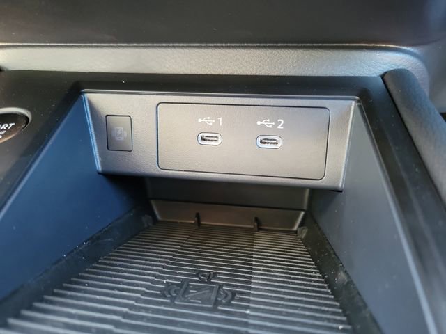 New 2026 Nissan Kicks SR w/ SR Premium Package image 18