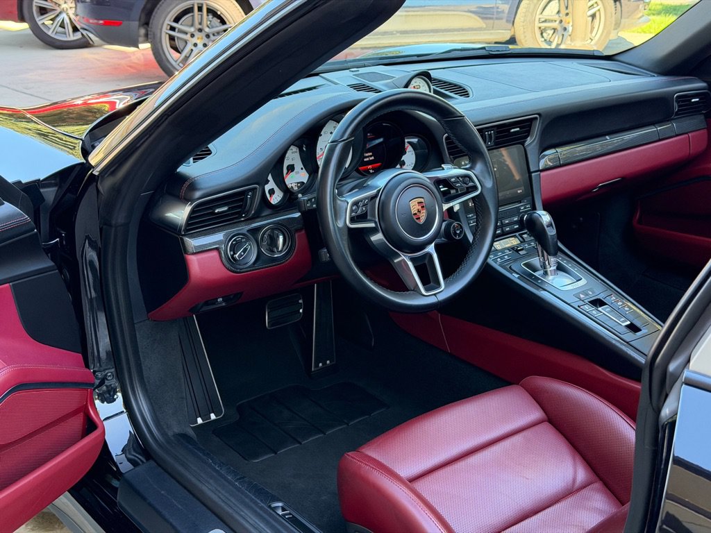 Used 2018 Porsche 911 Targa 4S AWD/4WD image 27