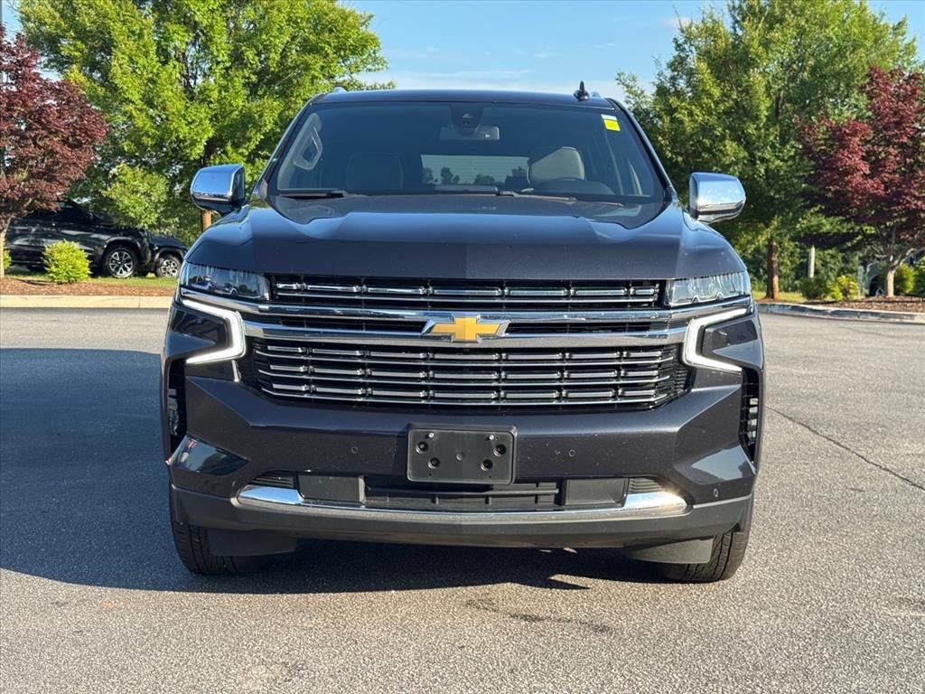 Used 2022 Chevrolet Suburban Premier AWD/4WD image 8
