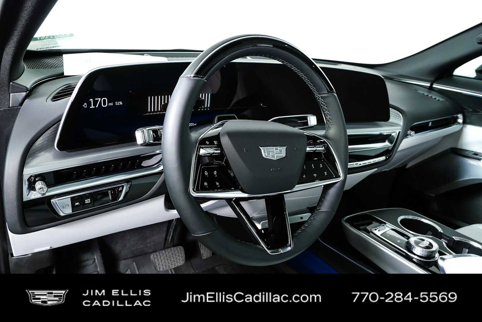 Used 2024 Cadillac Lyriq Sport w/ LPO, Floor Liner Package AWD/4WD image 4