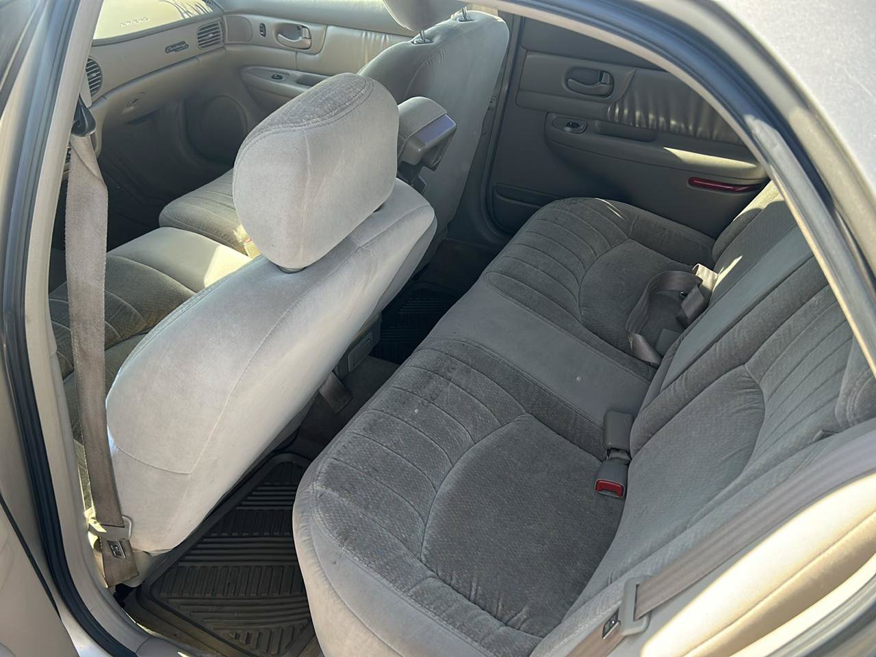 Used 2000 Buick Century Custom w/ Premium Opt Pkg FWD image 11