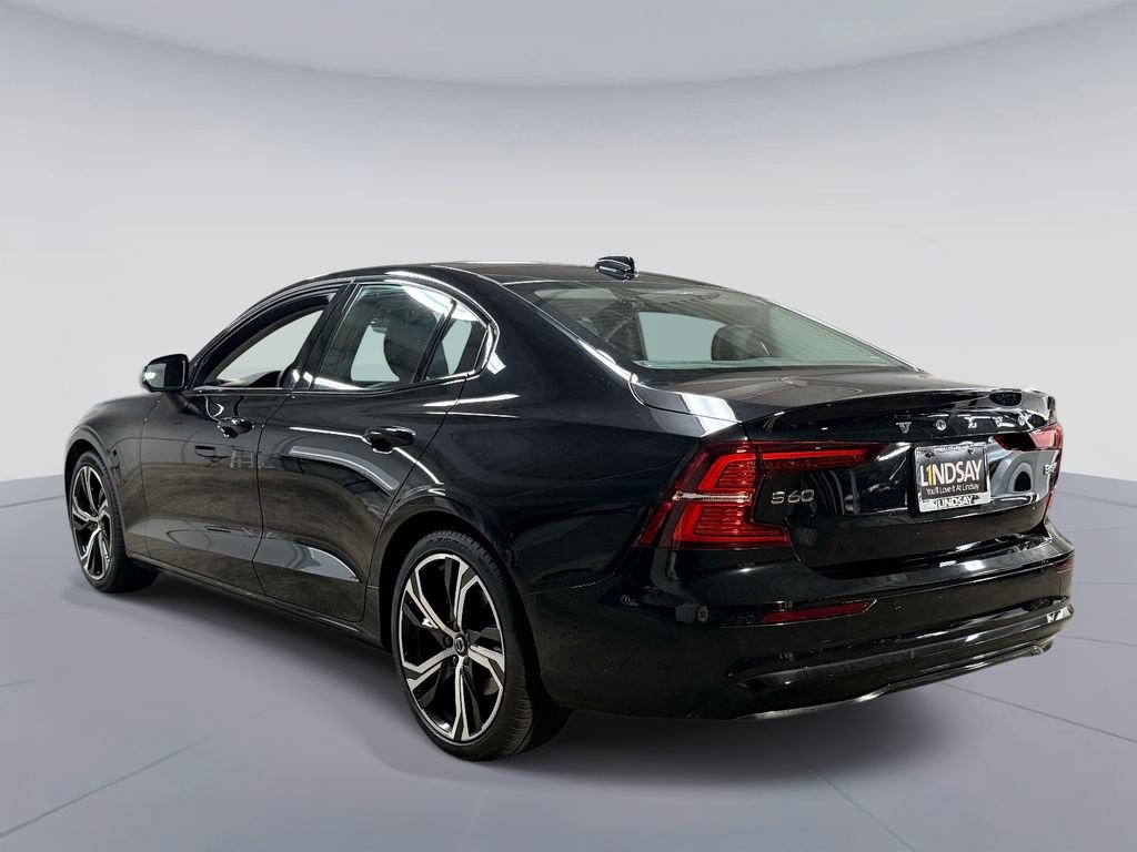 Used 2025 Volvo S60 B5 Plus AWD/4WD image 12