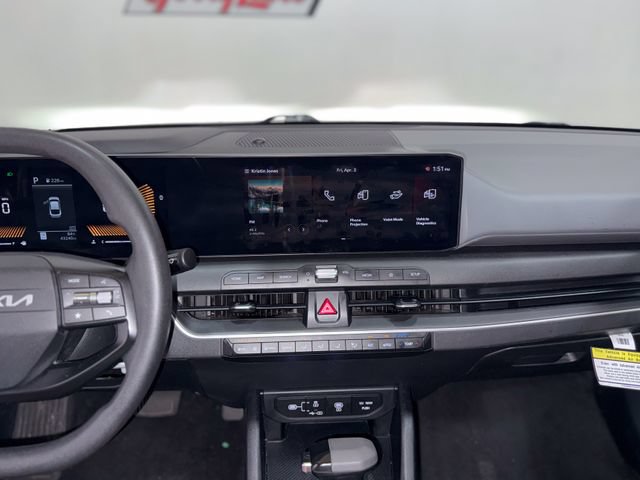 Used 2025 Kia K4 FWD image 8