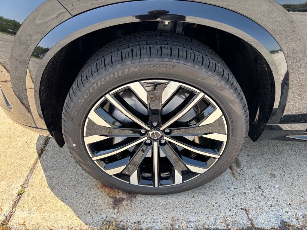 New 2026 Volvo XC90 B6 Plus AWD/4WD image 9