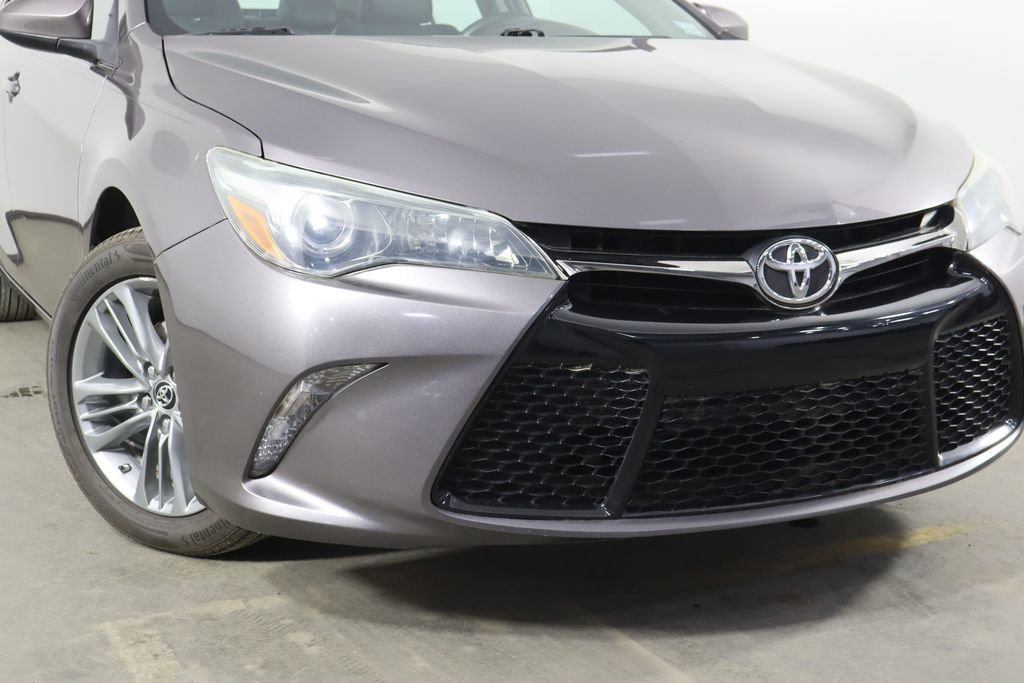 Used 2015 Toyota Camry SE FWD image 43
