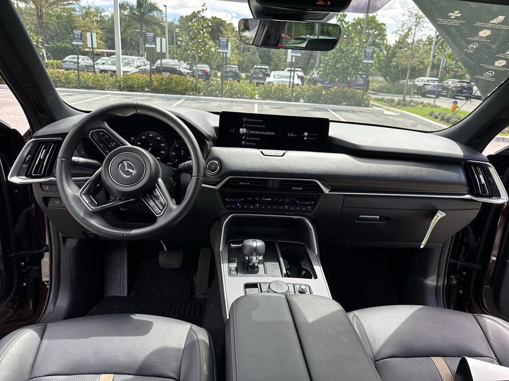 Certified 2025 MAZDA CX-90 3.3 Turbo w/ Premium Plus Pkg image 37