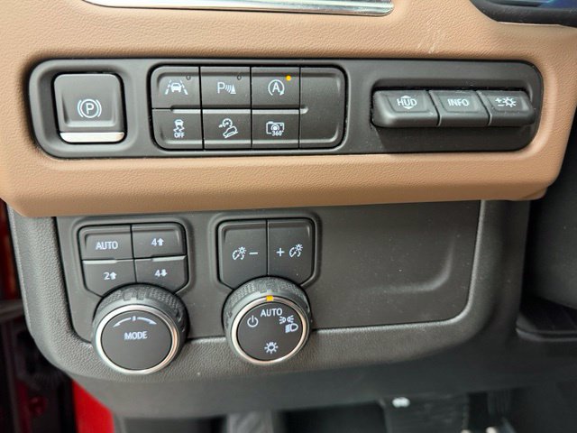 Certified 2024 Chevrolet Suburban High Country w/ Premium Package 2 AWD/4WD image 17