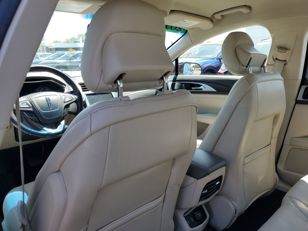 Used 2019 Lincoln MKZ Reserve FWD image 32