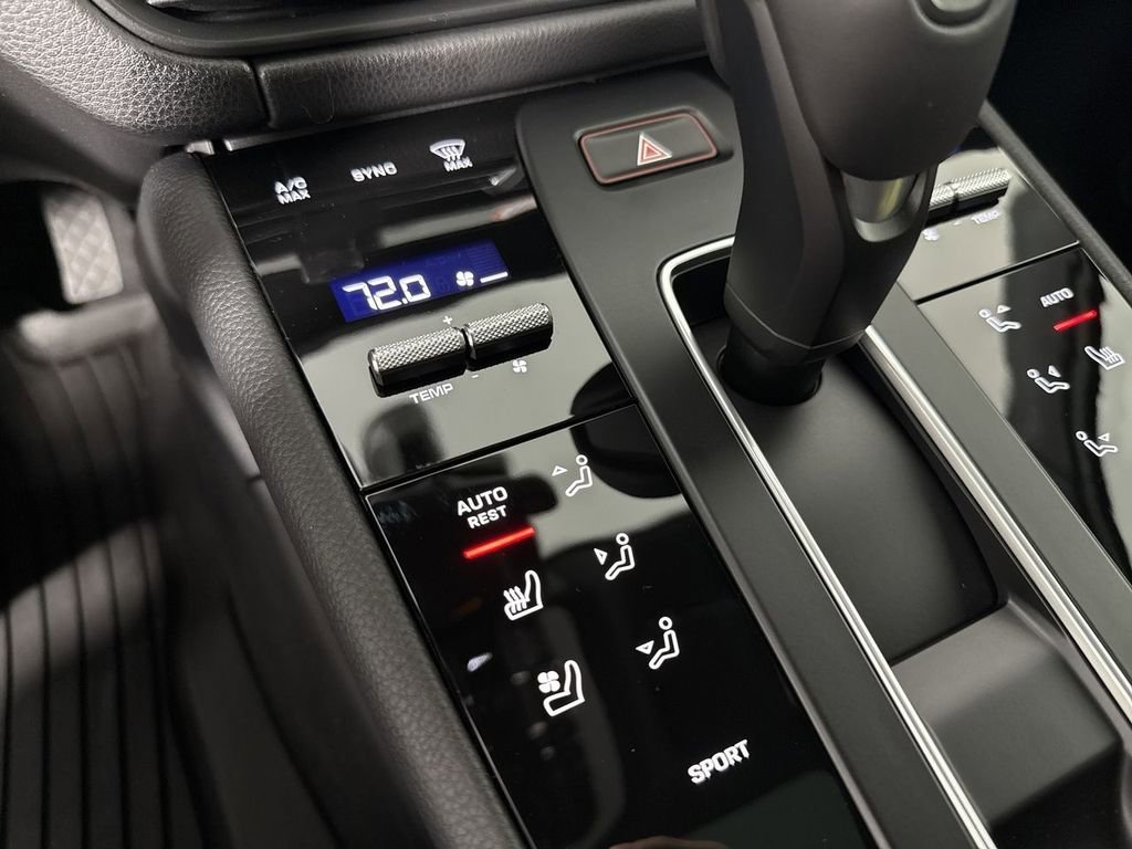 New 2026 Porsche Macan AWD/4WD image 31
