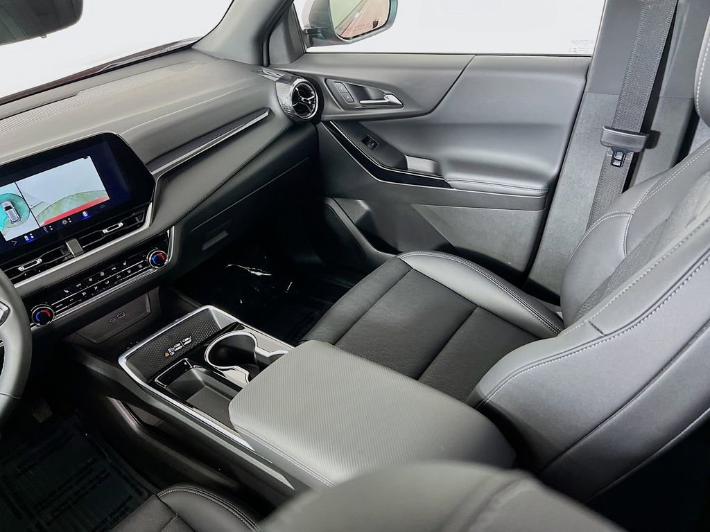 Certified 2025 Chevrolet Equinox LT w/ Convenience Package II image 21