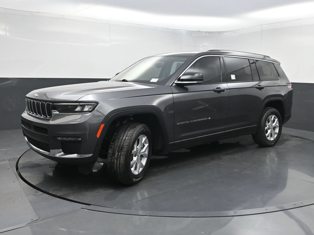 Used 2023 Jeep Grand Cherokee L Limited RWD image 25