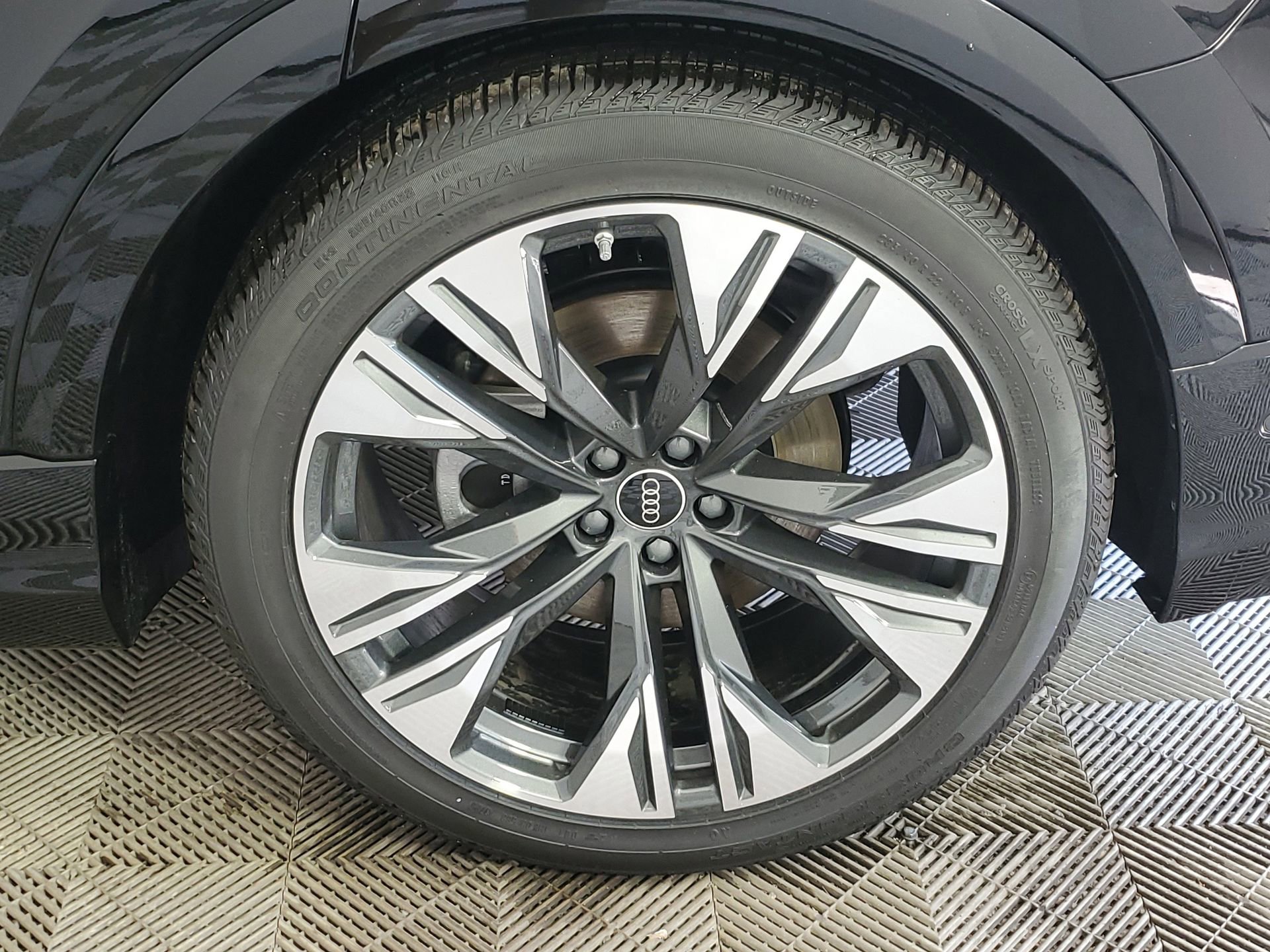 New 2026 Audi Q8 Premium Plus image 16