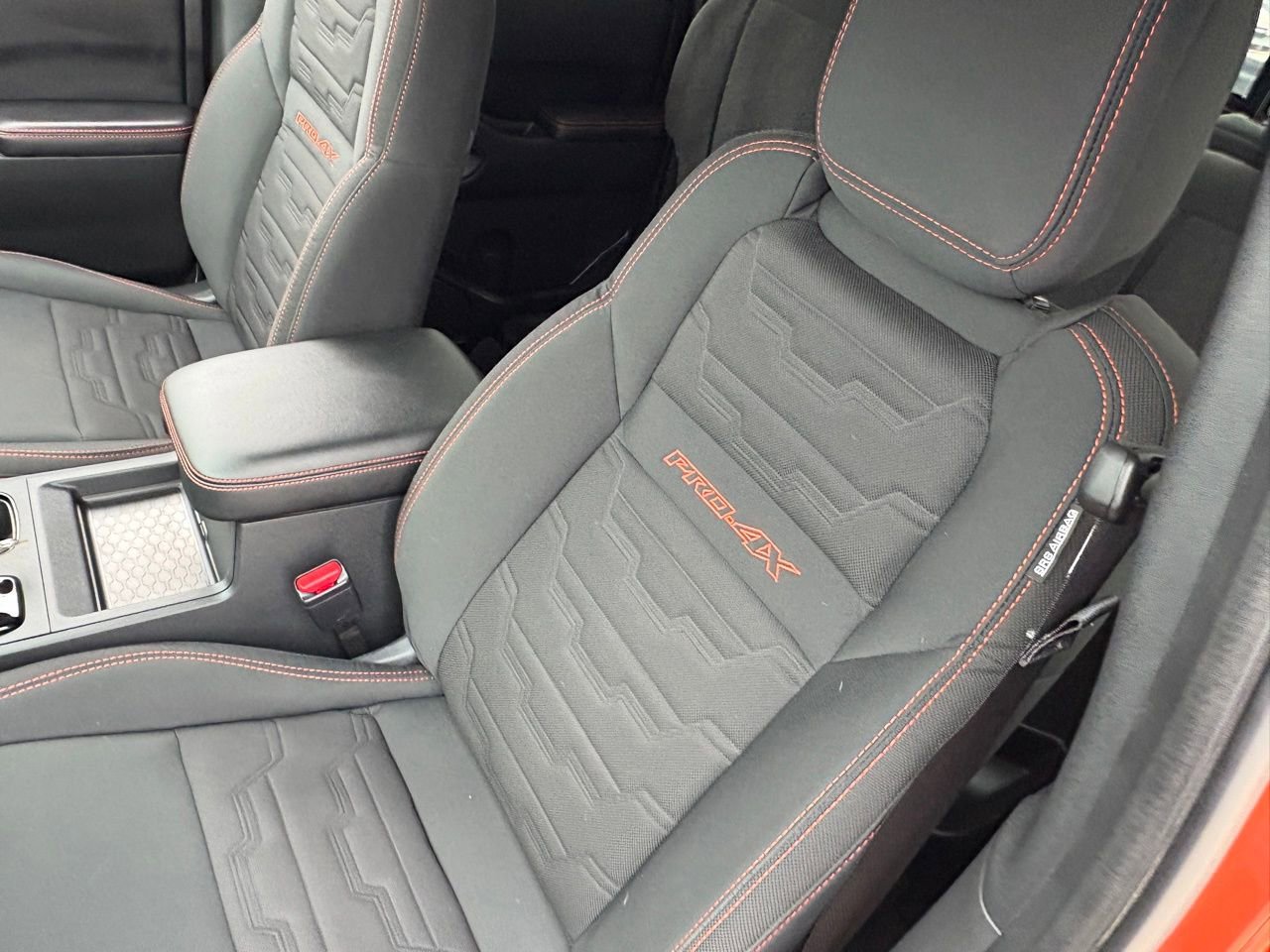 Certified 2025 Nissan Frontier PRO-4X image 32